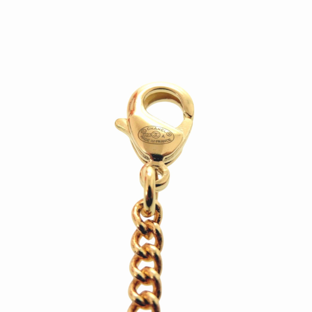 CHANEL White Pearl Logo Necklace - Picture 7 of 7